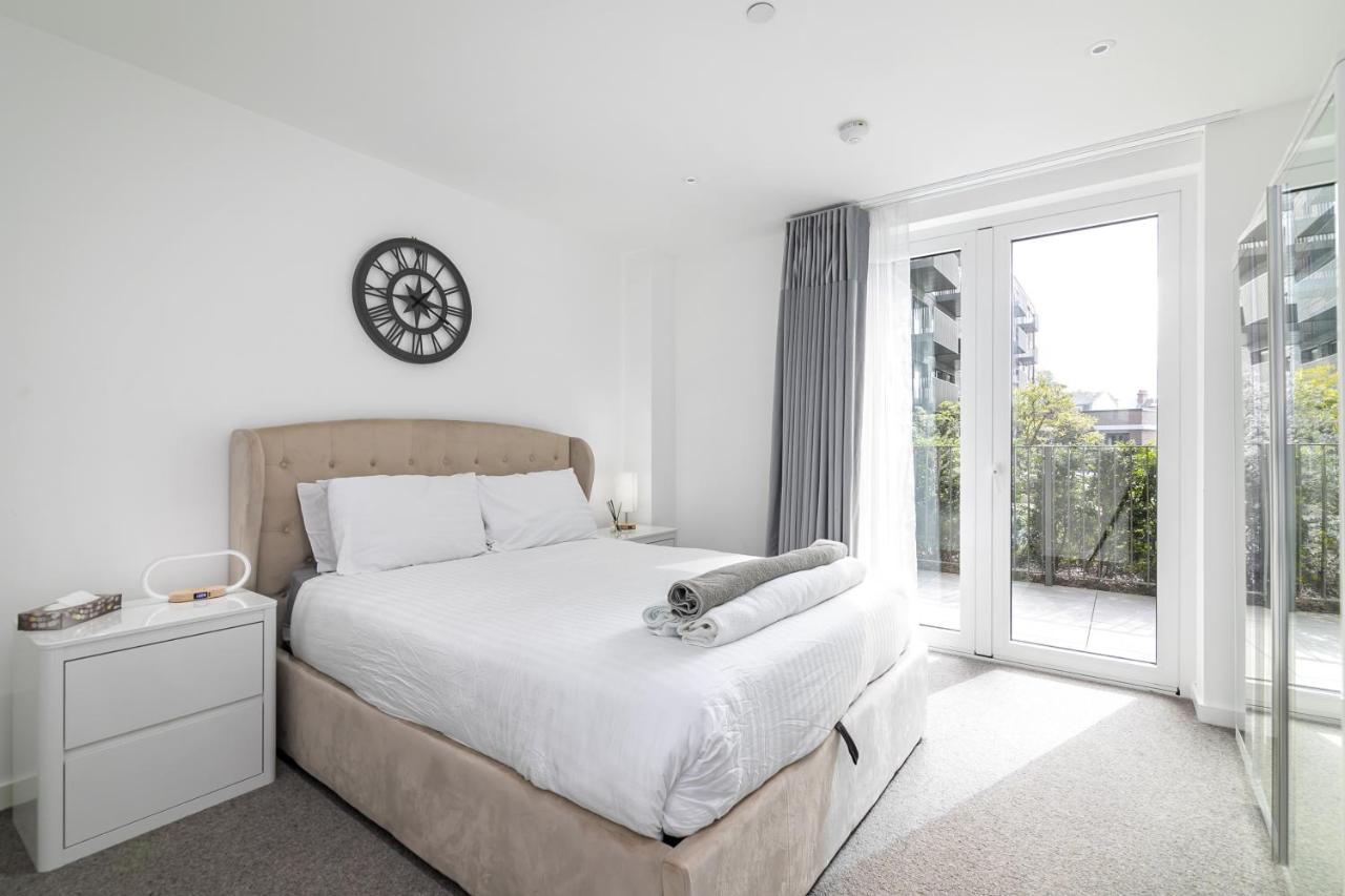 Luxury Spacious Flat With Communal Gardens And Parking London Exterior photo